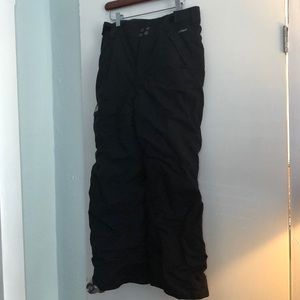 Boys Northface snow pants + gear. Bundle